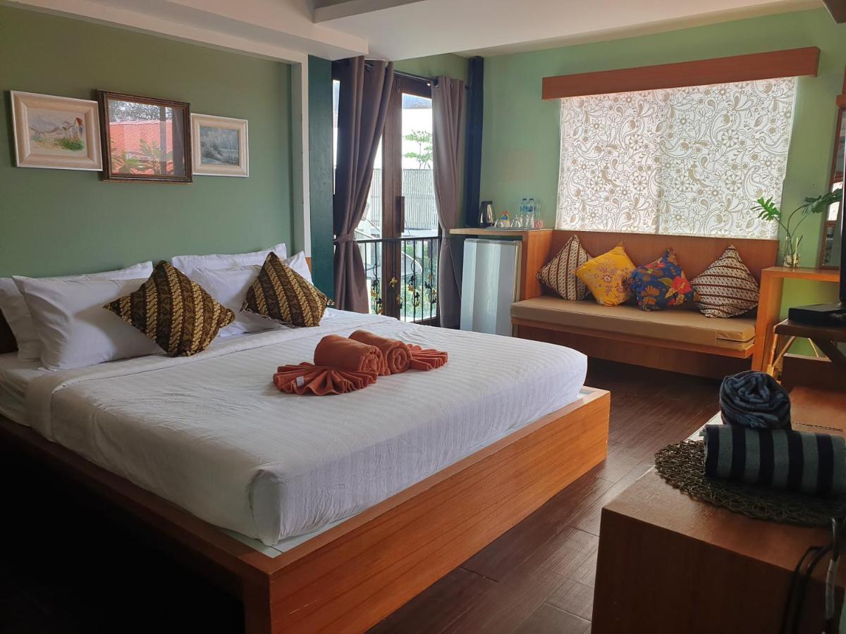 Island Cafe&Hostel Koh Lipe Exterior foto